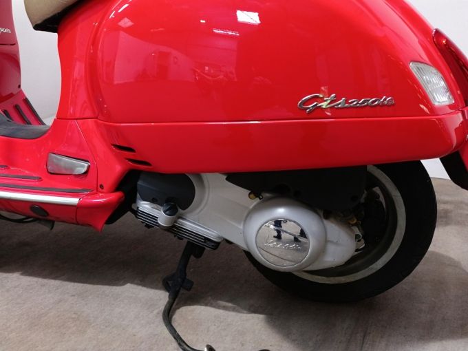 PIAGGIO GTS 250 4