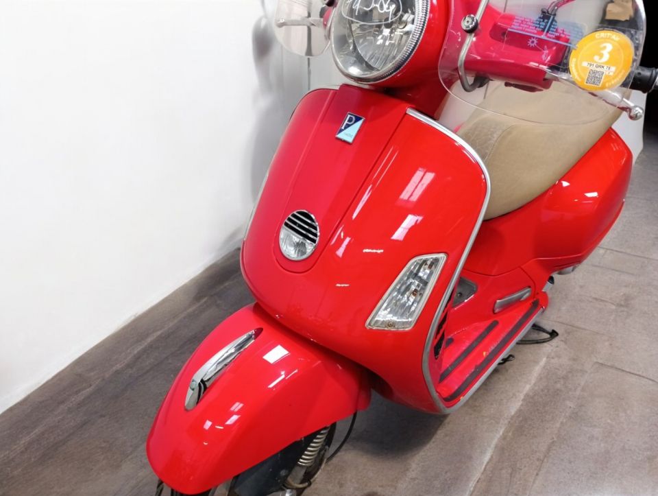 PIAGGIO GTS 250 4