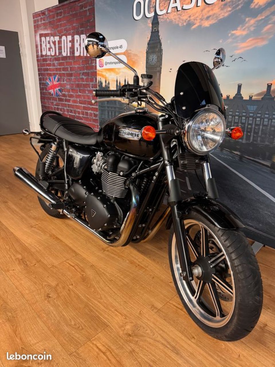 TRIUMPH BONNEVILLE 865 T100 4