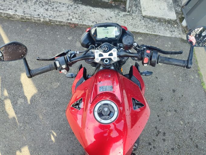 TRIUMPH STREET TRIPLE 765 RS 4