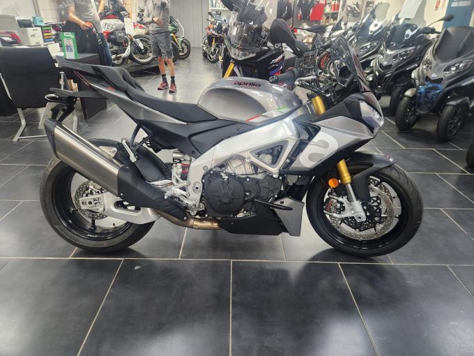APRILIA TUONO 1100 V4 4