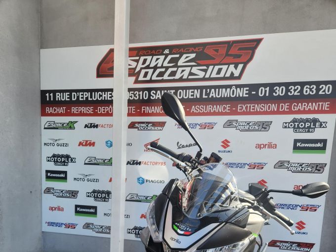 APRILIA TUONO 1100 V4 4