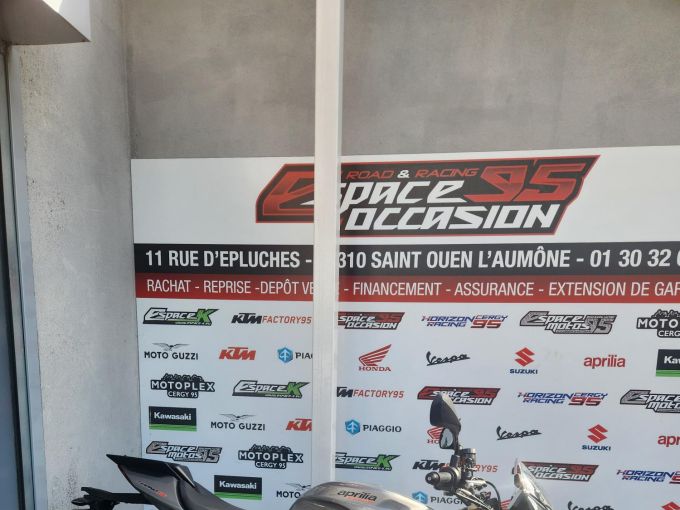 APRILIA TUONO 1100 V4 4