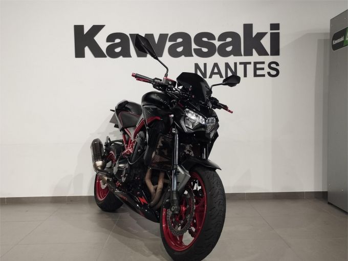 KAWASAKI Z900 4