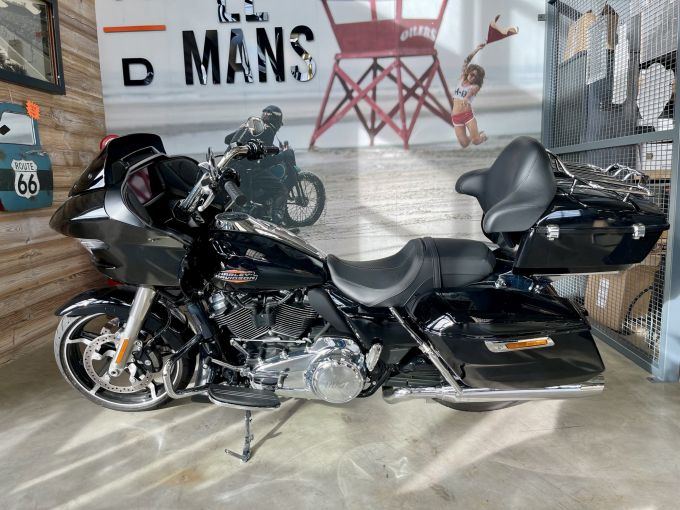 HARLEY-DAVIDSON TOURING ROAD GLIDE 1923 4