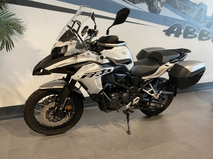 BENELLI TRK 502 X 4
