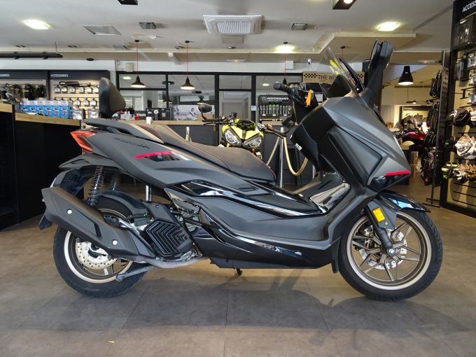 HONDA NSS FORZA 125 4