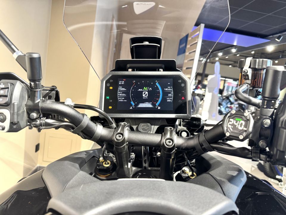 YAMAHA TRACER 9 GT+ 4