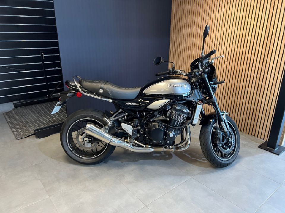 KAWASAKI Z900RS 4