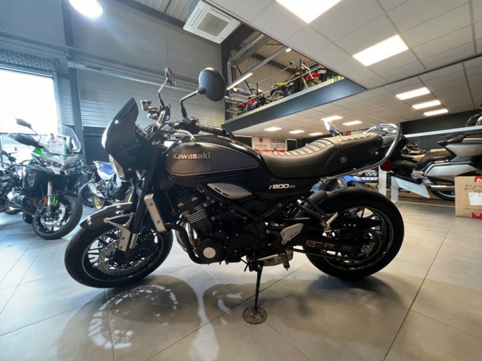 KAWASAKI Z900RS 4