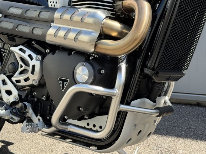 TRIUMPH SCRAMBLER 1200 XE 4