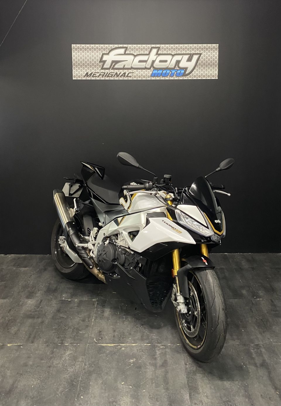 APRILIA TUONO 1100 V4 FACTORY 4