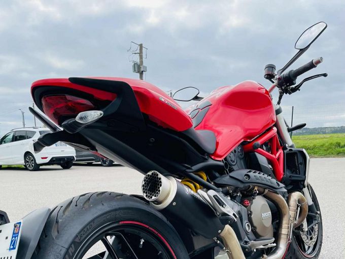 DUCATI MONSTER 1200 4