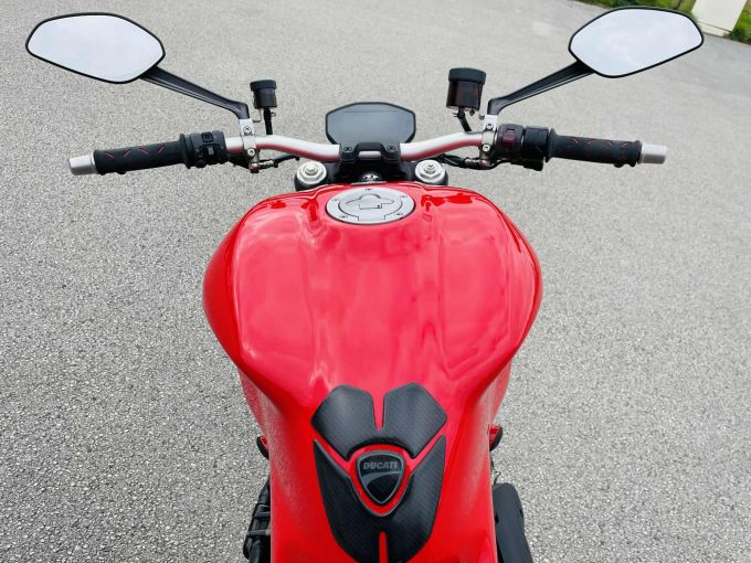 DUCATI MONSTER 1200 4