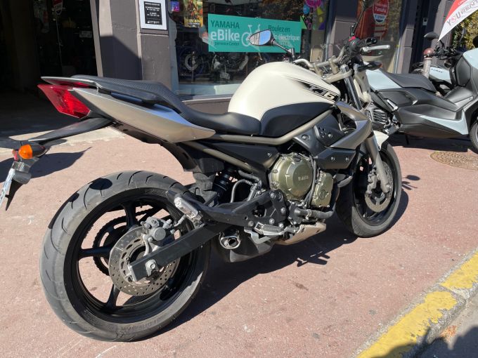 YAMAHA XJ6 4