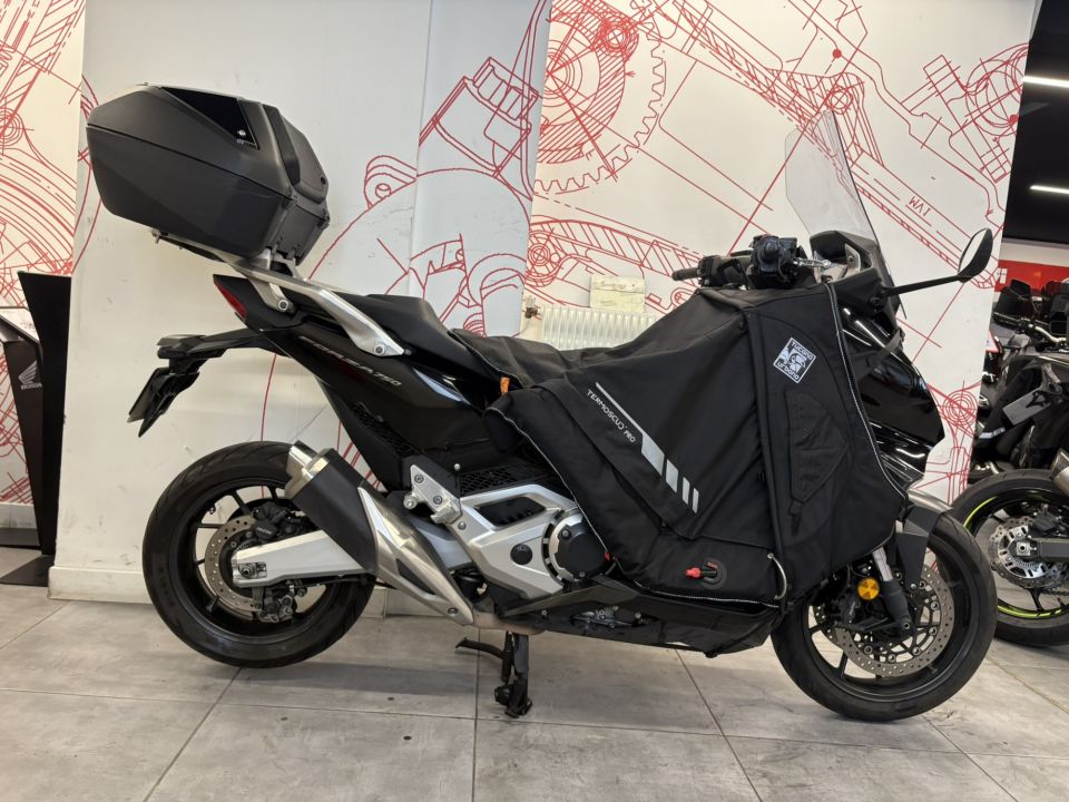 HONDA NSS FORZA 750 4