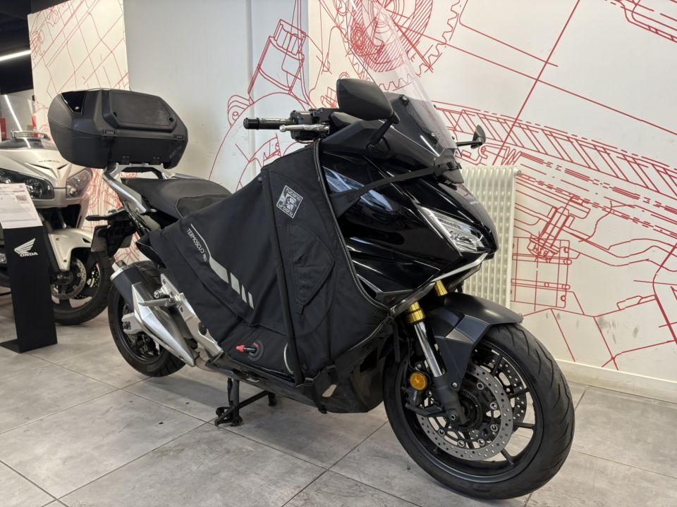 HONDA NSS FORZA 750 4