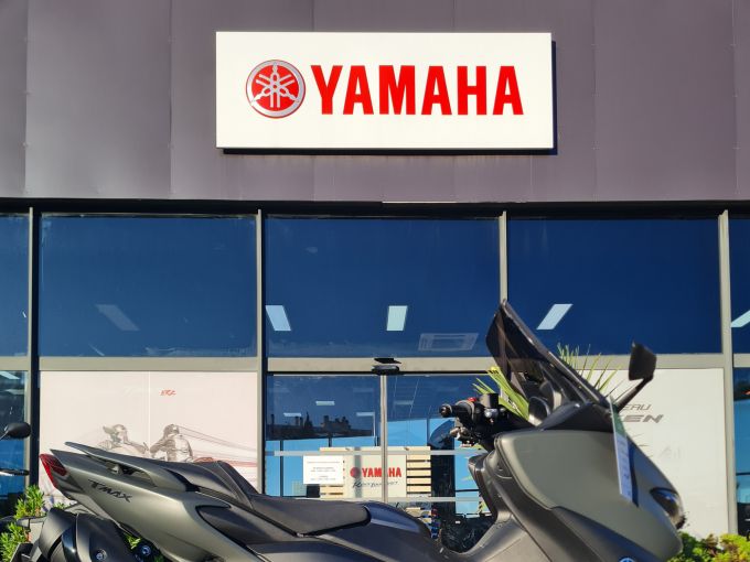YAMAHA XP T-MAX 560 TECH MAX 4