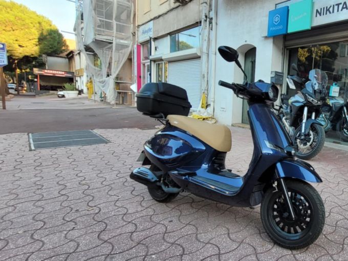 IMF scooter IMF FERRY 125 4