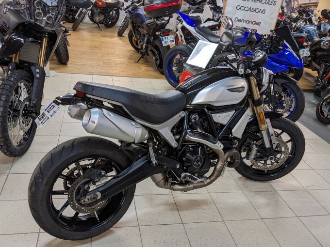 DUCATI SCRAMBLER 4