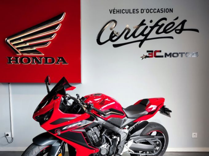 HONDA CBR650R 4