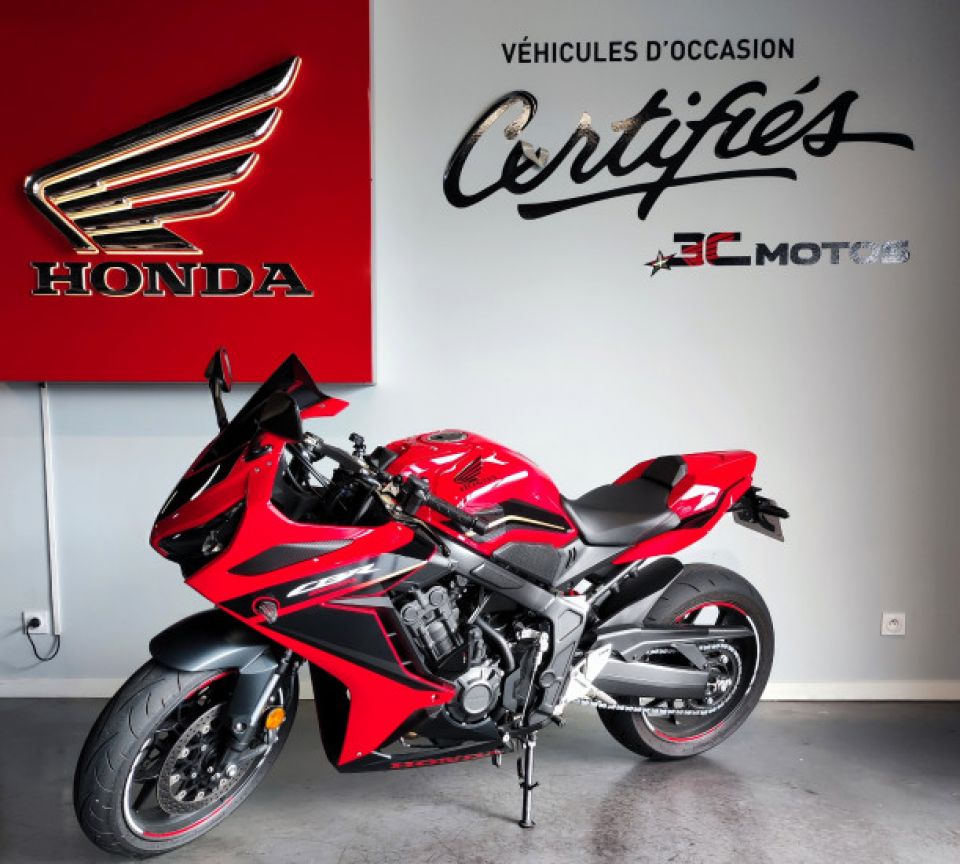 HONDA CBR650R 4