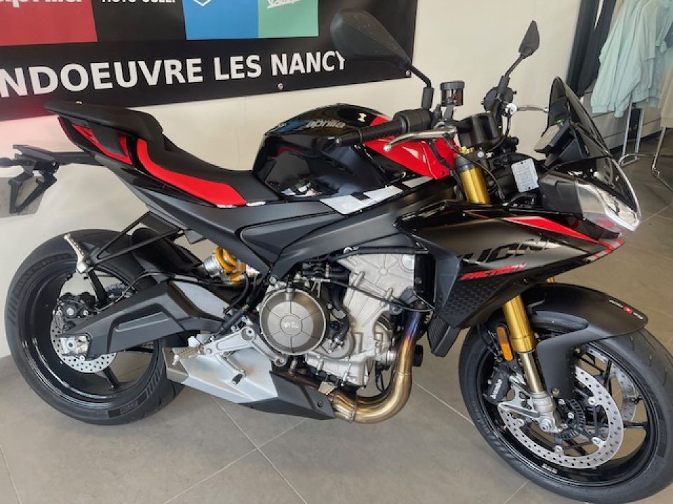 APRILIA TUONO 660 FACTORY 4