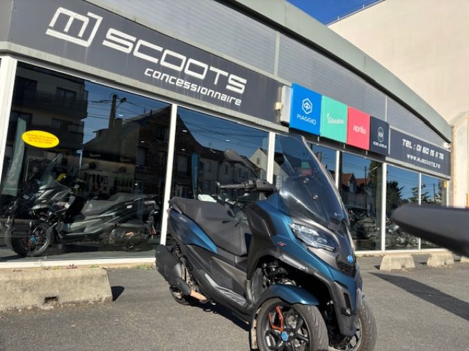 PIAGGIO MP3 530 HPE EXCLUSIVE 4