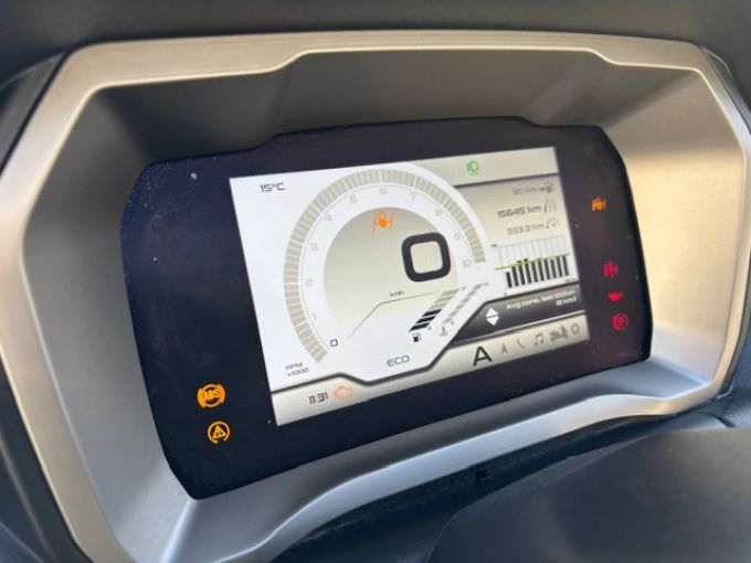 PIAGGIO MP3 530 HPE EXCLUSIVE 4
