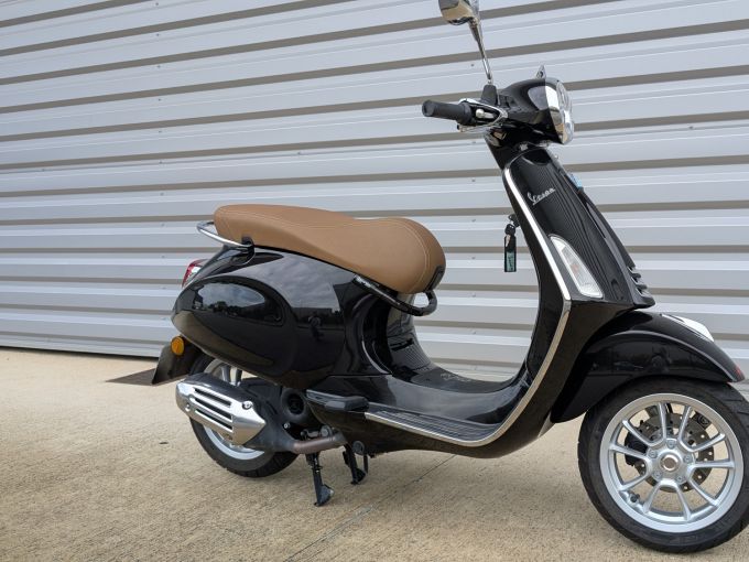 VESPA PRIMAVERA 50 4