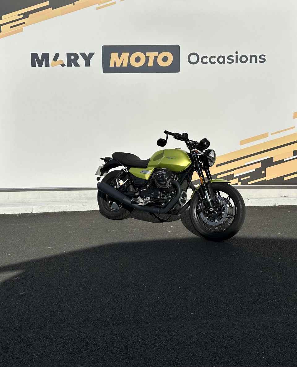 MOTO GUZZI V7 SPORT 4