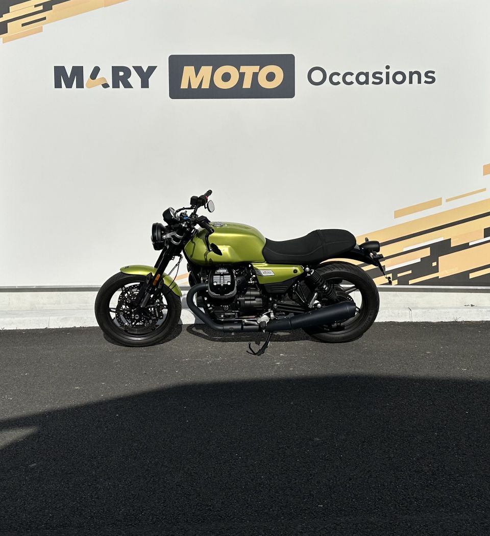 MOTO GUZZI V7 SPORT 4