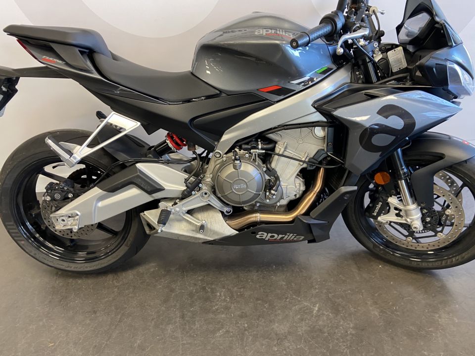 APRILIA TUONO 660 4