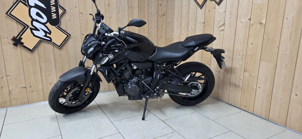 YAMAHA MT-07 (47.5CV) 4
