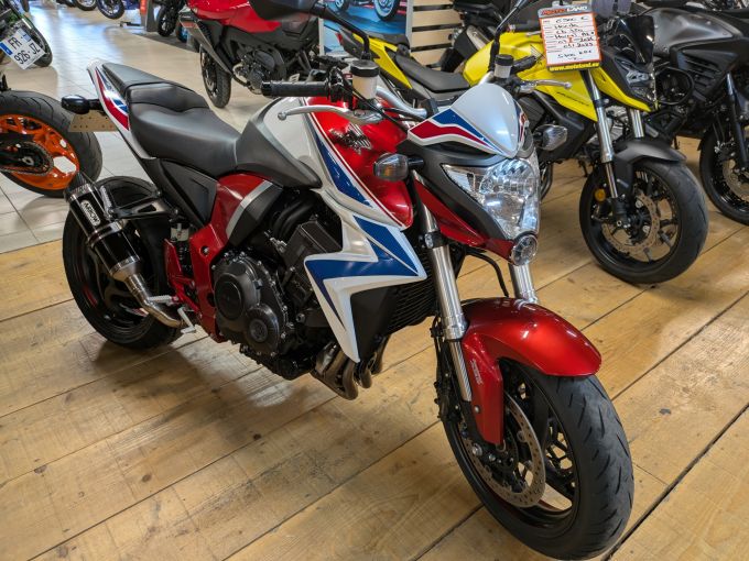 HONDA CB 1000 R 4