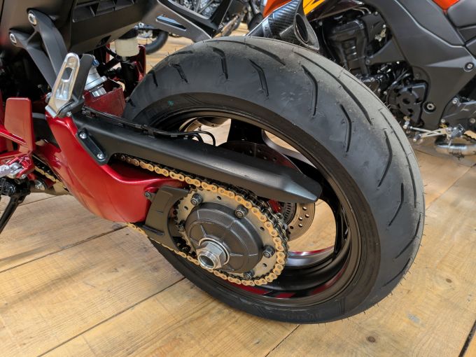 HONDA CB 1000 R 4
