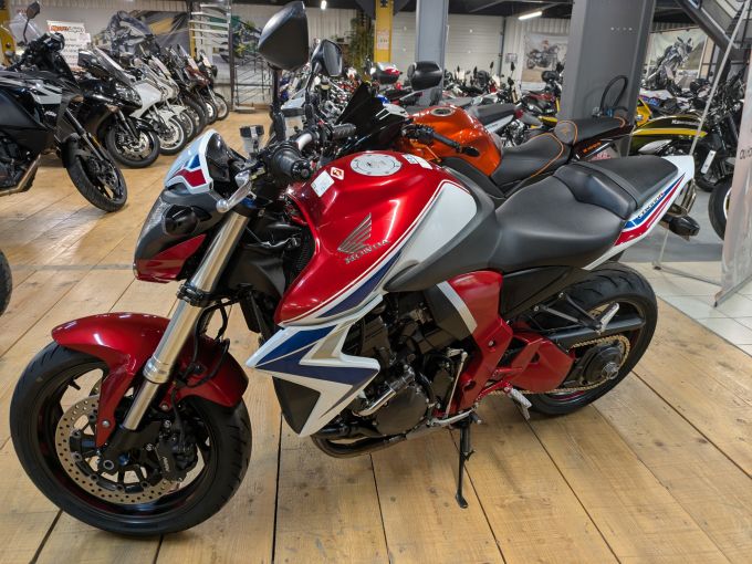 HONDA CB 1000 R 4