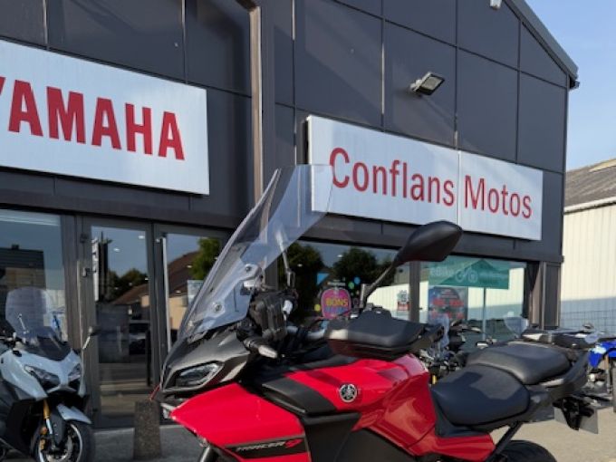 YAMAHA TRACER 9 4