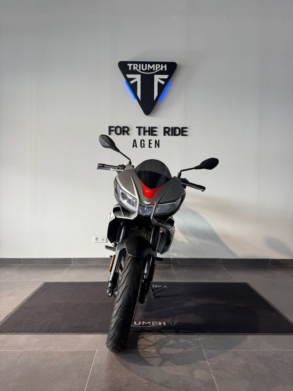 APRILIA TUONO 125 ABS 4