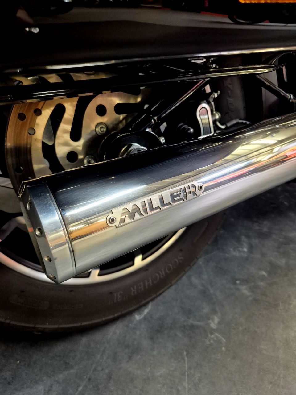 HARLEY-DAVIDSON SOFTAIL SPORT GLIDE 1745 4