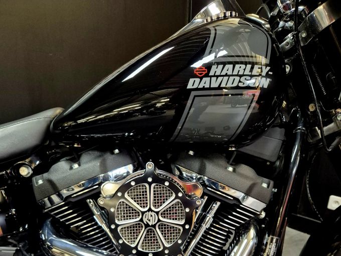HARLEY-DAVIDSON SOFTAIL SPORT GLIDE 1745 4