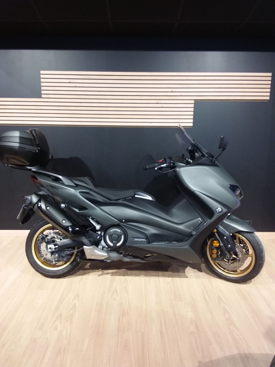 YAMAHA XP T-MAX 560 TECH MAX 4
