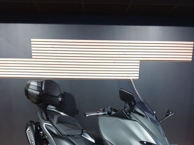 YAMAHA XP T-MAX 560 TECH MAX 4