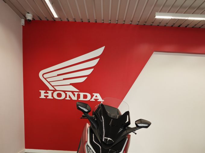 HONDA NSS FORZA 125 4
