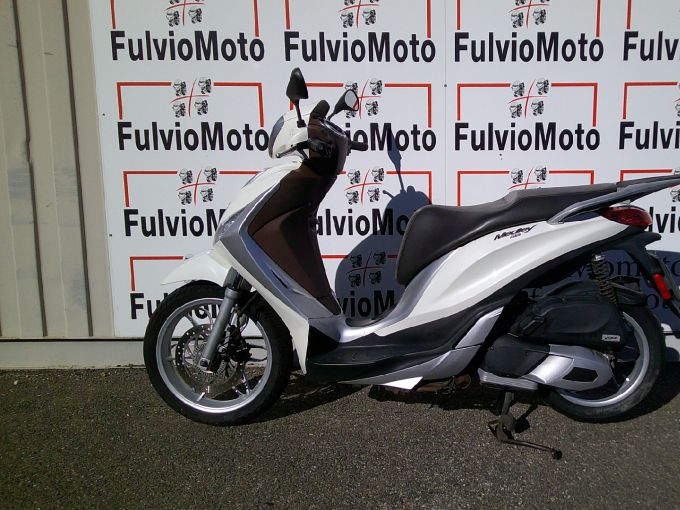 PIAGGIO MEDLEY 125 4