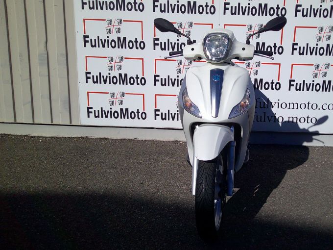PIAGGIO MEDLEY 125 4