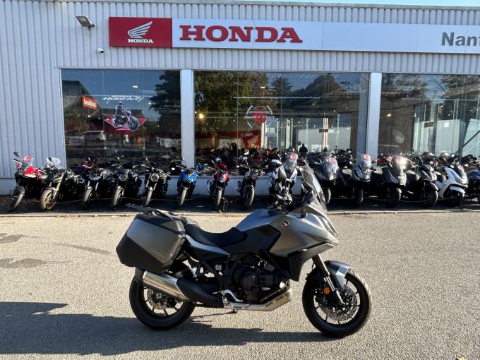 HONDA NT1100 DCT 4