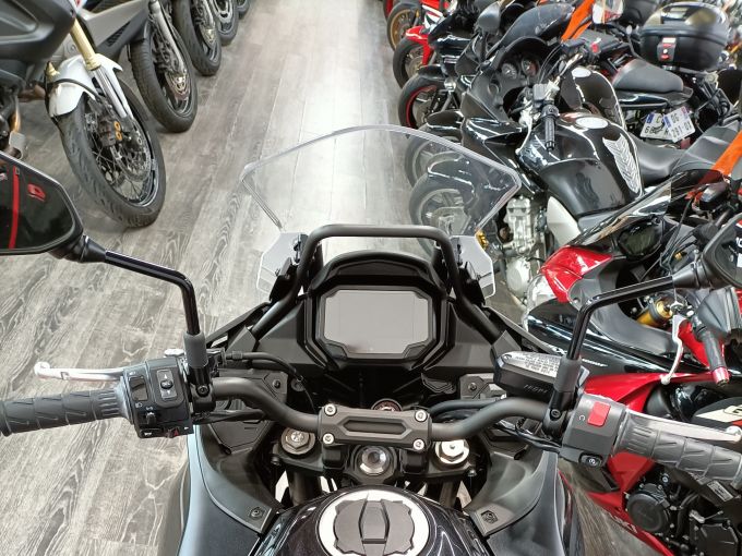 KAWASAKI VERSYS 650 4