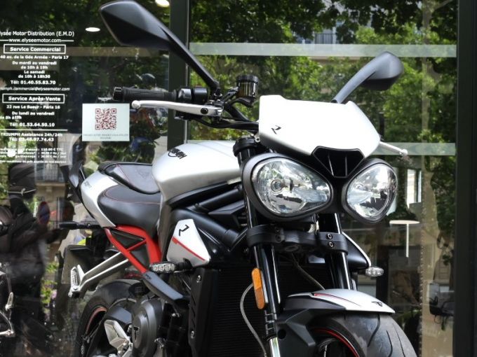 TRIUMPH STREET TRIPLE 765 R 4