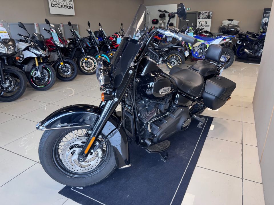 HARLEY-DAVIDSON SOFTAIL HERITAGE 1868 CLASSIC 4